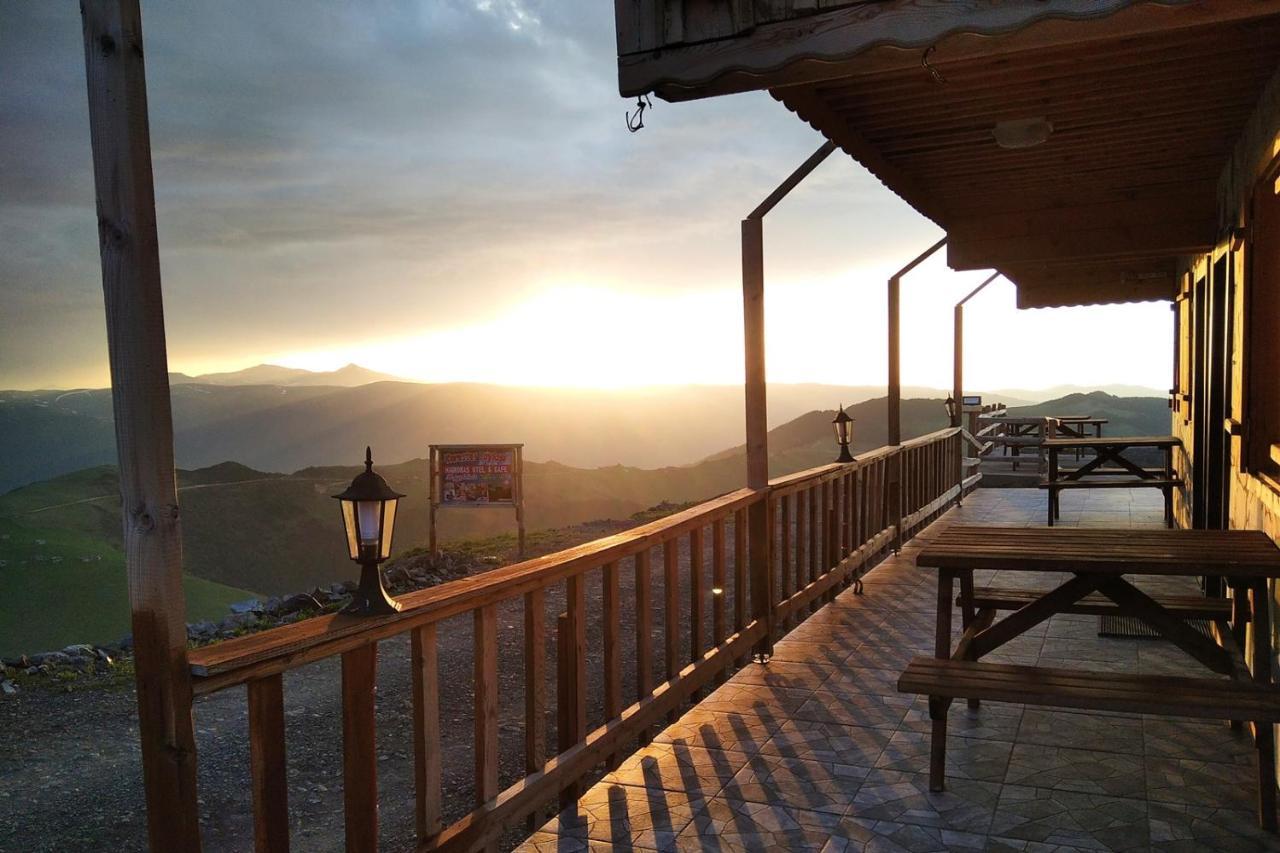 MiGRORAŞ OTEL&RESTAURANT-KARESTER YAYLASI Uzungöl Exterior foto